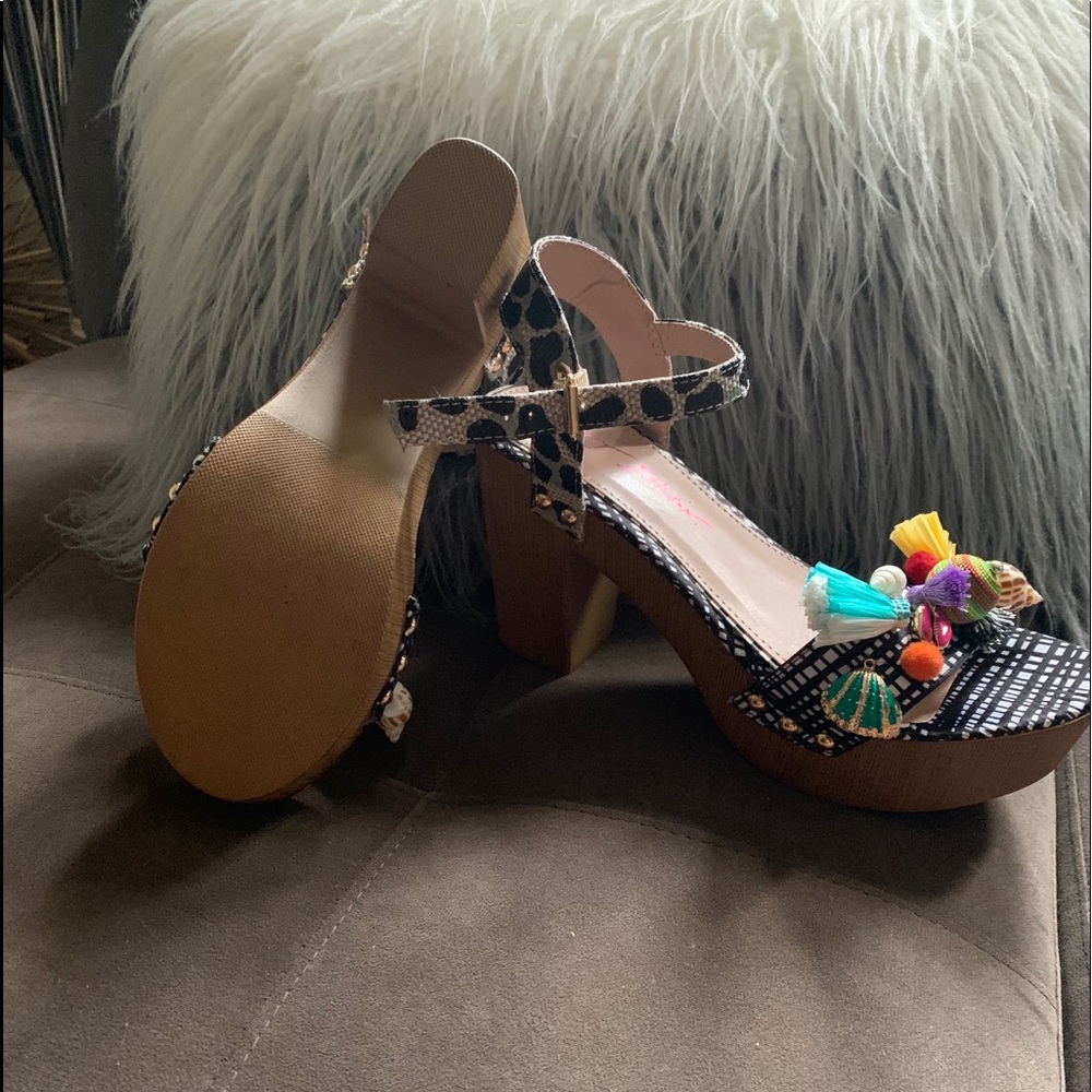 Betsey Johnson Block Heel Sandal Never Worn